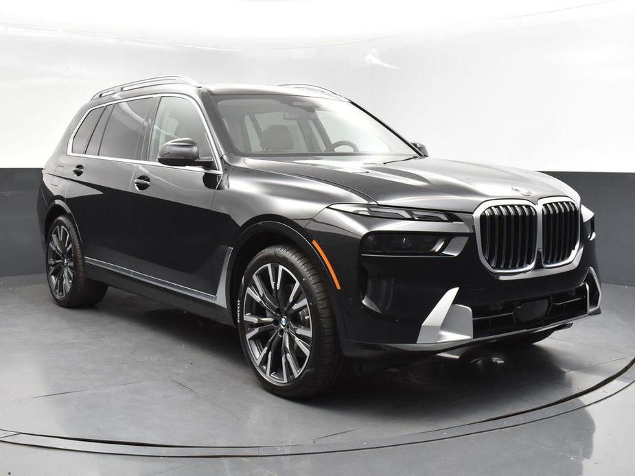 new 2025 BMW X7 car, priced at $93,125