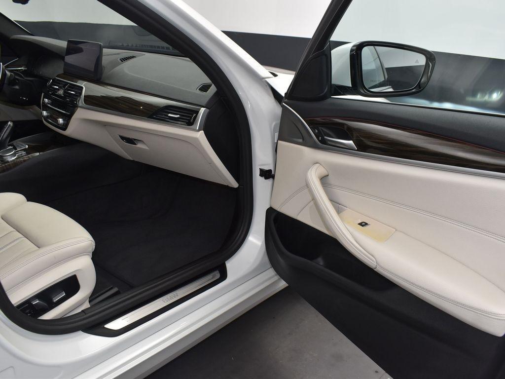 used 2021 BMW 540 car, priced at $35,500