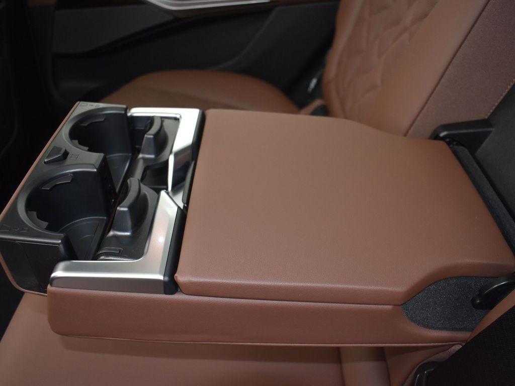new 2026 BMW X7 car, priced at $98,815