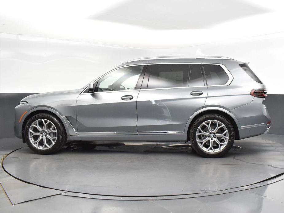 new 2025 BMW X7 car, priced at $90,600