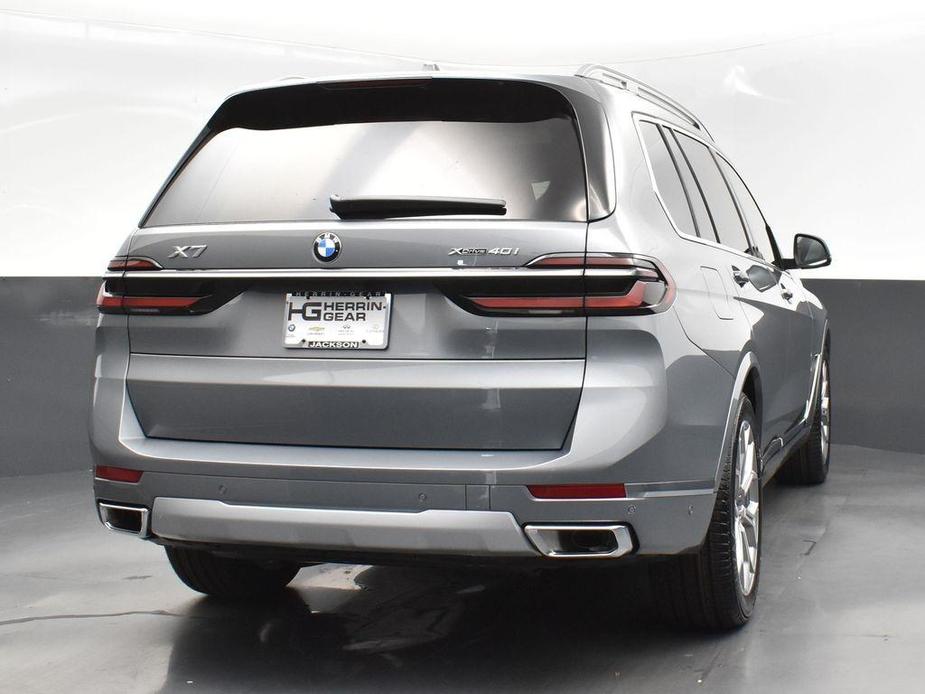 new 2025 BMW X7 car, priced at $90,600