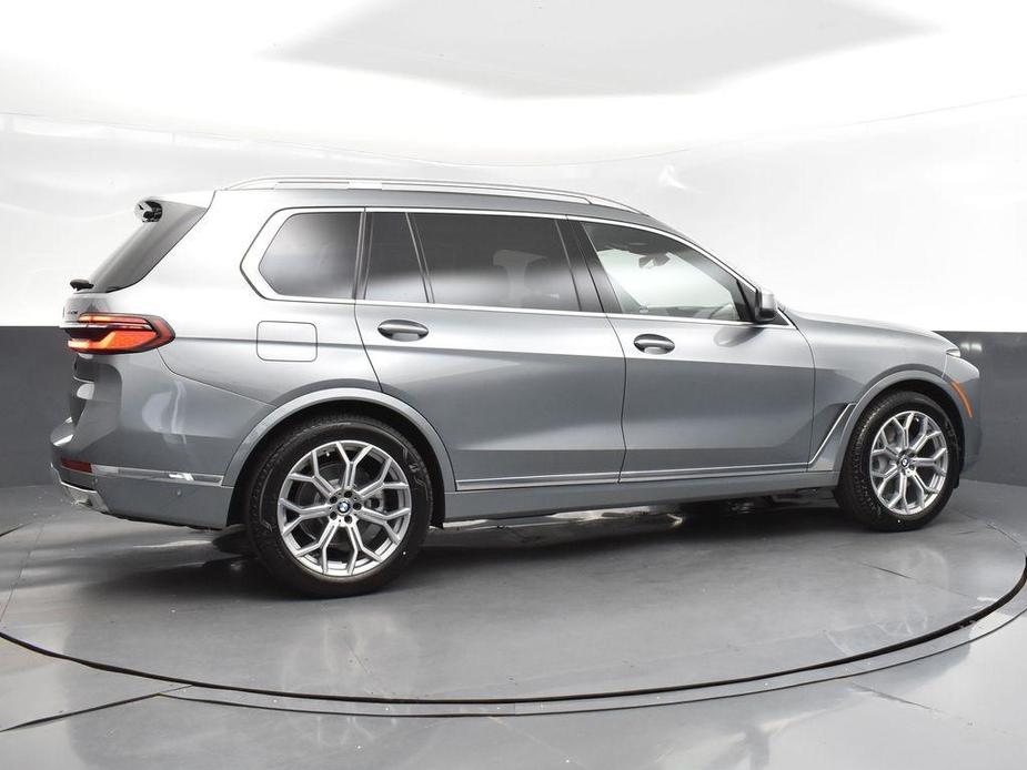 new 2025 BMW X7 car, priced at $90,600