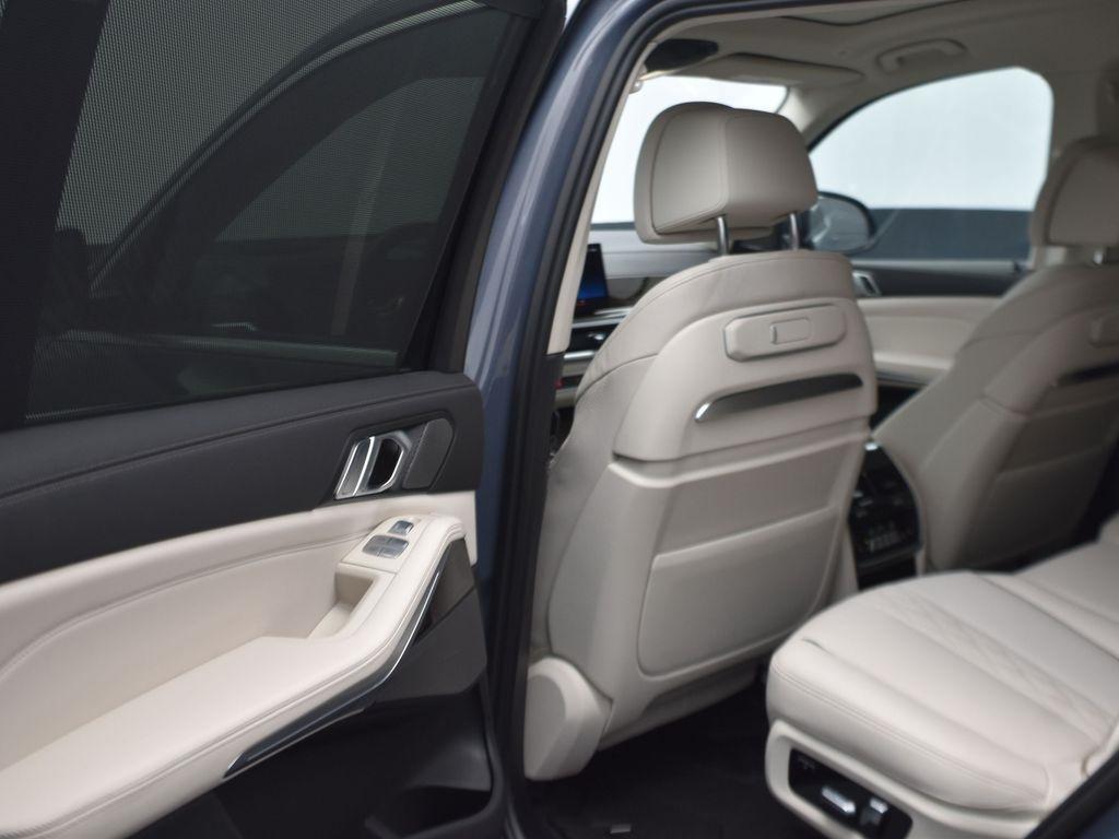 used 2023 BMW X7 car, priced at $61,000