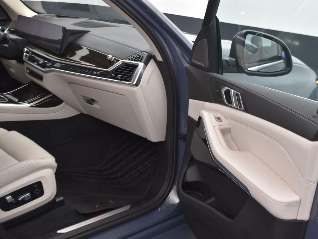used 2023 BMW X7 car, priced at $61,000