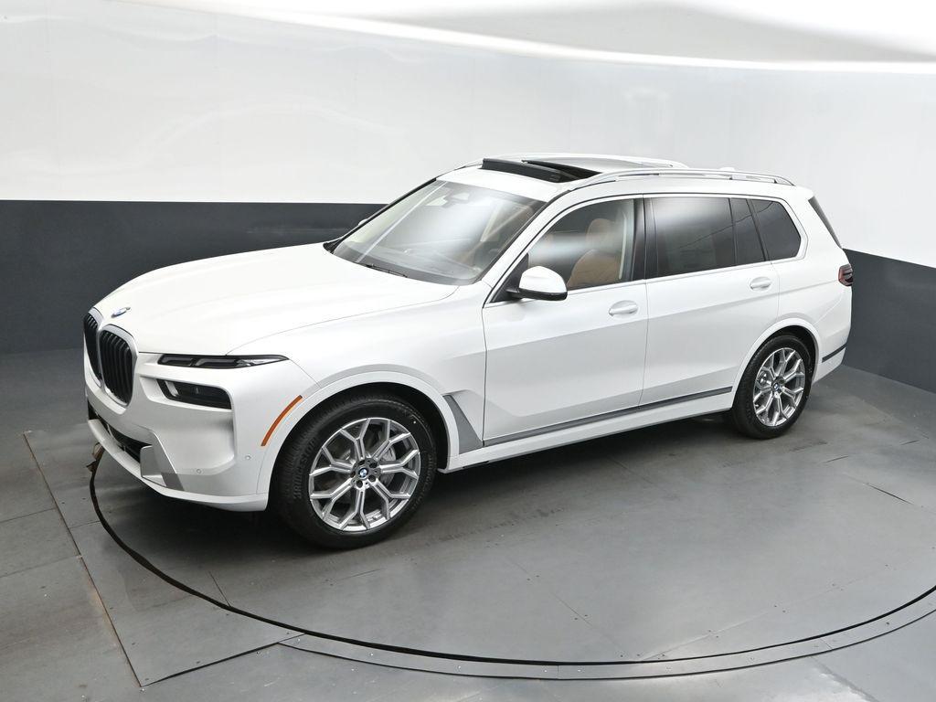 new 2026 BMW X7 car, priced at $92,135