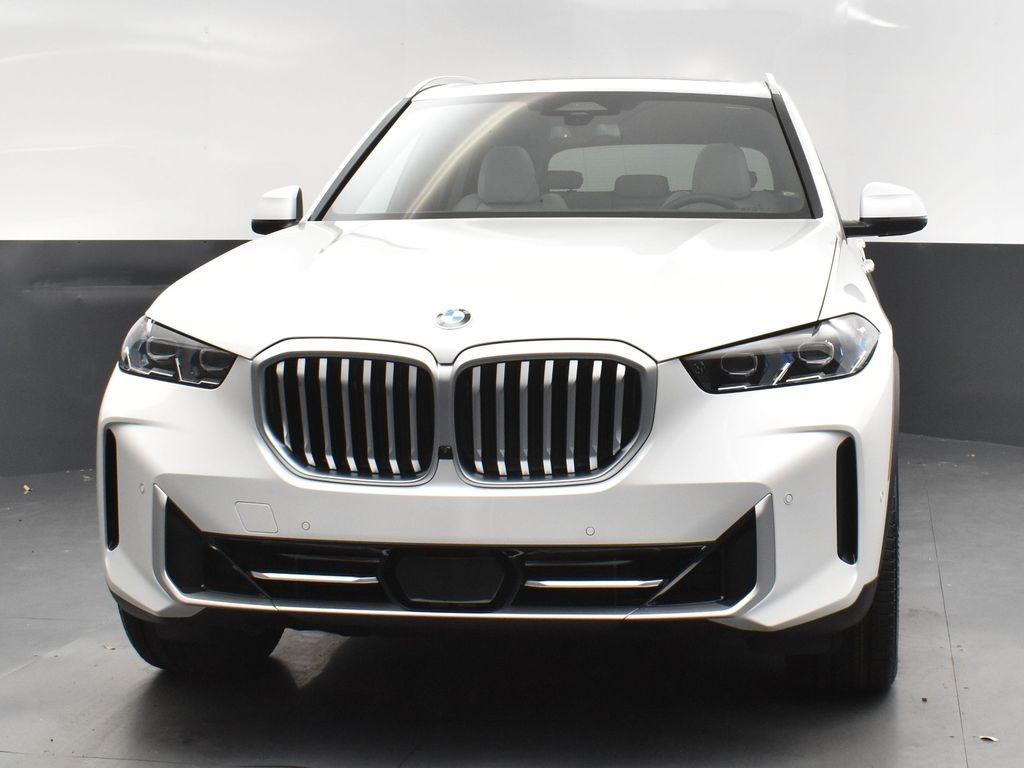 new 2025 BMW X5 car, priced at $69,525