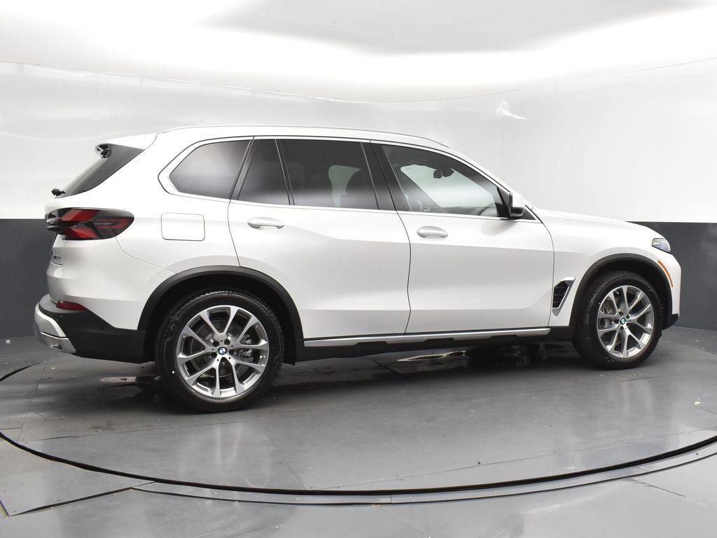 new 2025 BMW X5 car, priced at $69,525