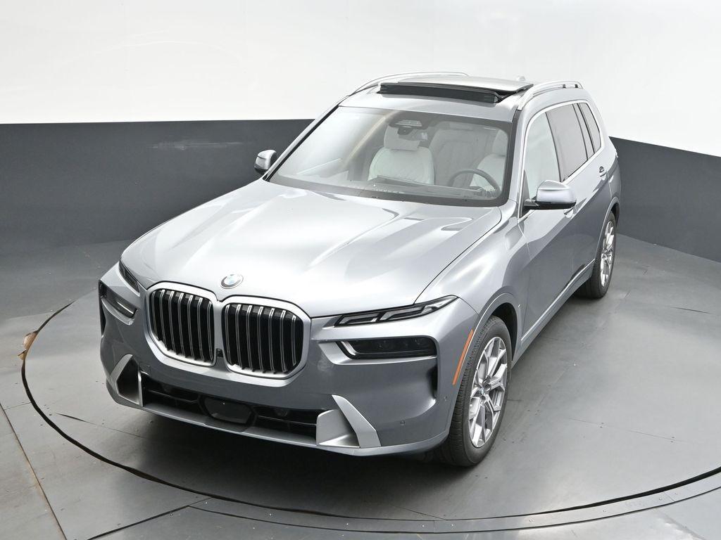 new 2026 BMW X7 car, priced at $95,615