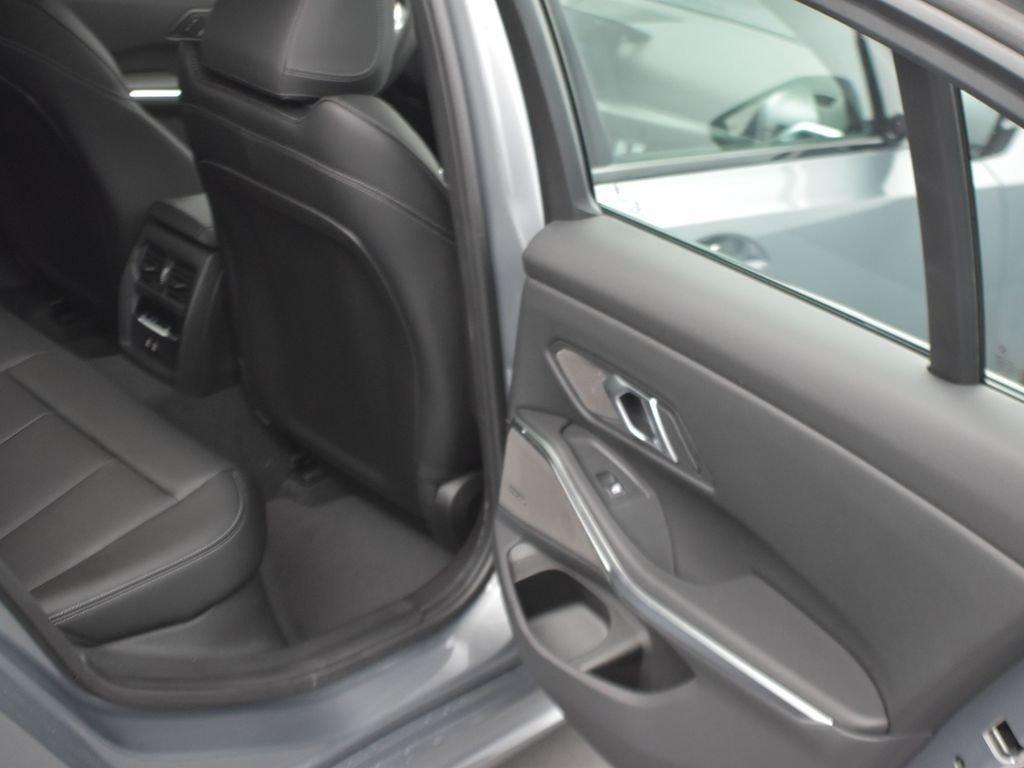 new 2026 BMW 330 car