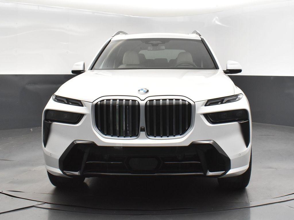 new 2026 BMW X7 car, priced at $103,535