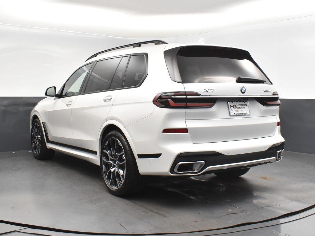 new 2026 BMW X7 car, priced at $103,535