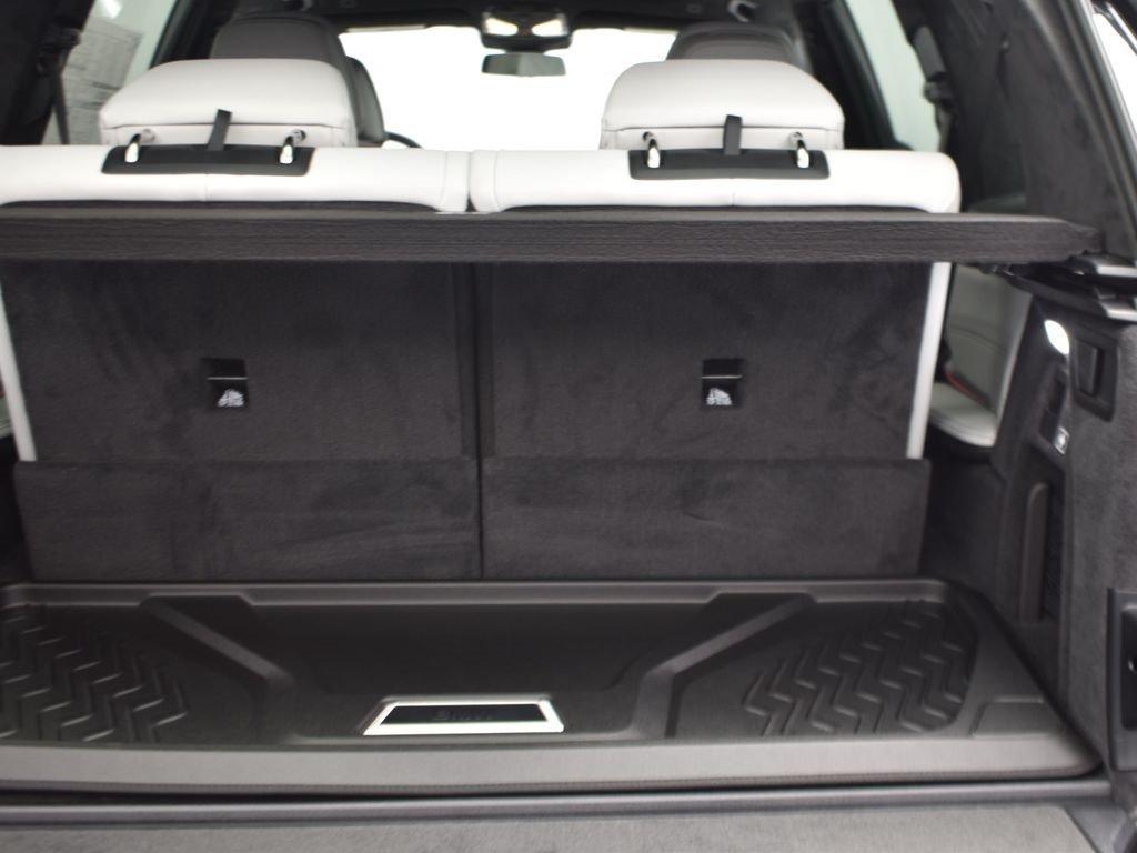 new 2026 BMW X7 car, priced at $97,785