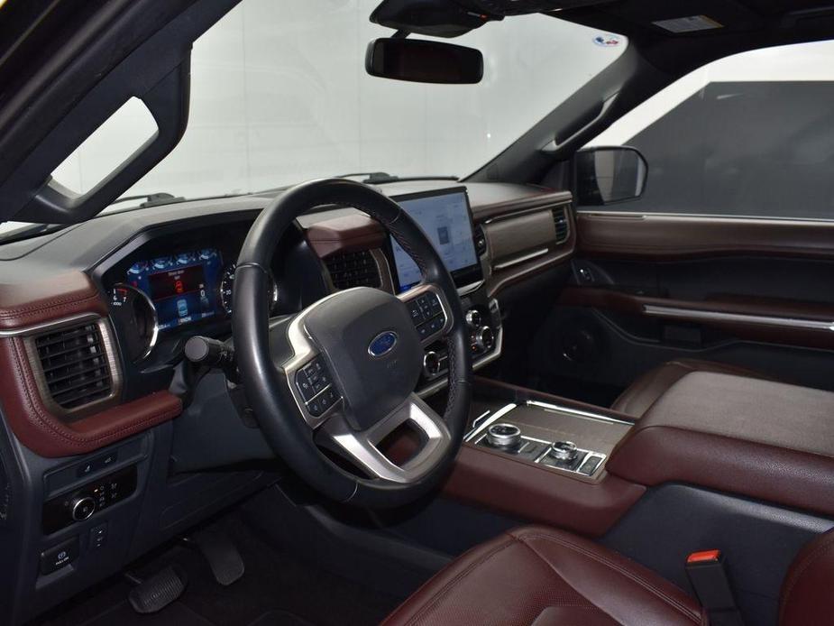 used 2023 Ford Expedition car, priced at $45,222