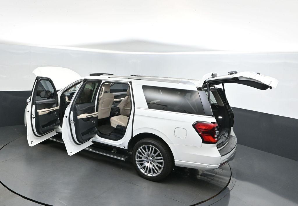 used 2022 Ford Expedition Max car, priced at $42,500