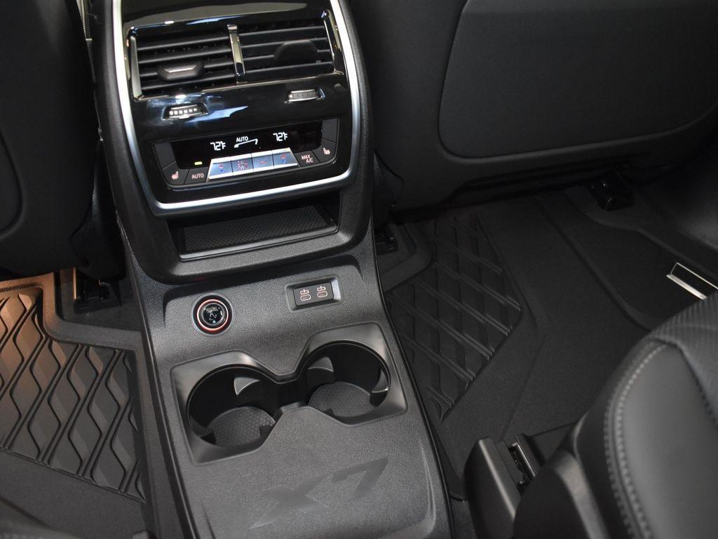 new 2026 BMW X7 car, priced at $100,745