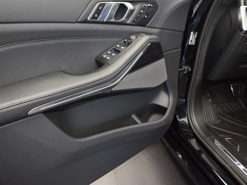 new 2026 BMW X7 car, priced at $100,745