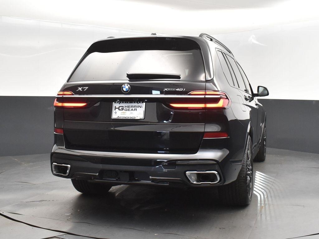 new 2026 BMW X7 car, priced at $100,745