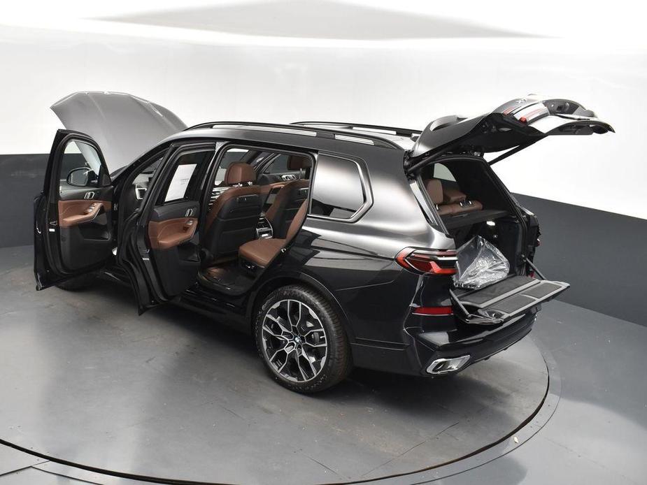 new 2025 BMW X7 car, priced at $96,950