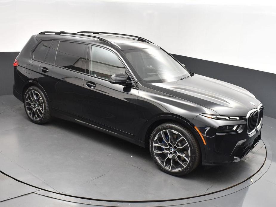 new 2025 BMW X7 car, priced at $96,950