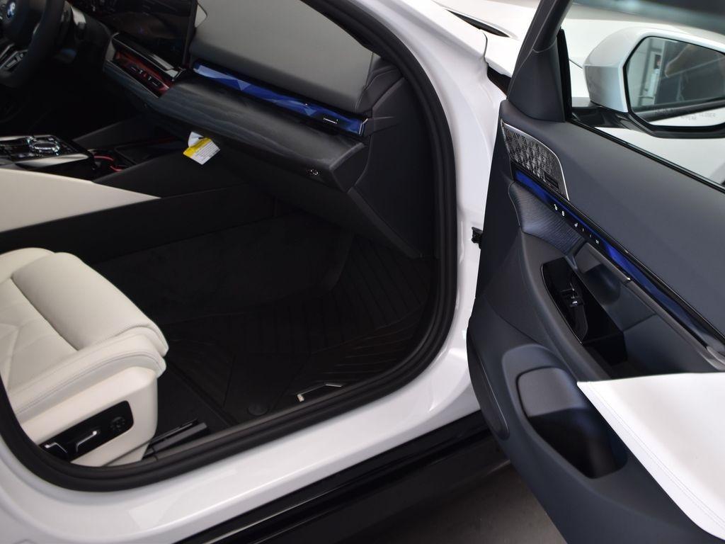 new 2026 BMW 550e car, priced at $85,415