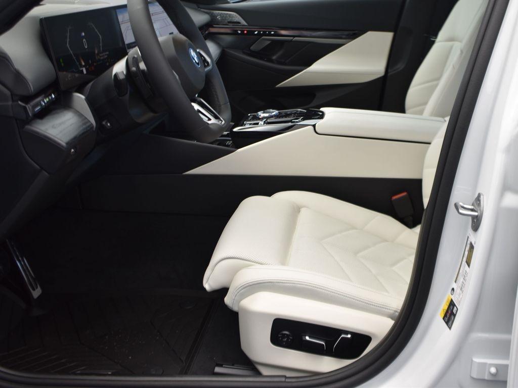 new 2026 BMW 550e car, priced at $85,415