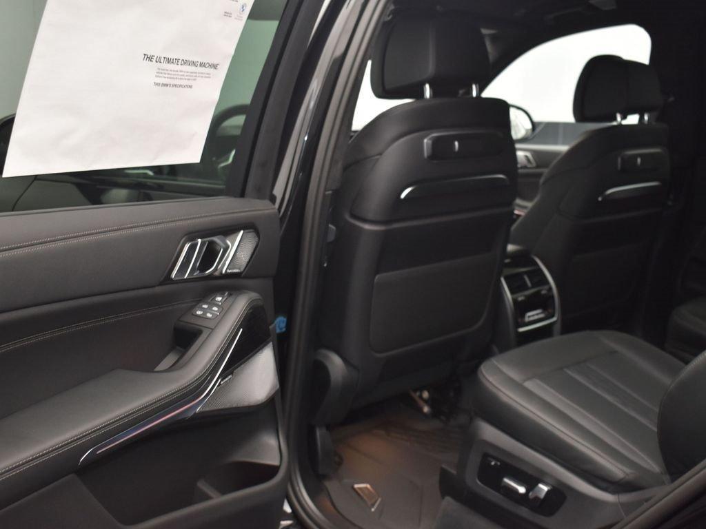 new 2026 BMW X7 car, priced at $128,335