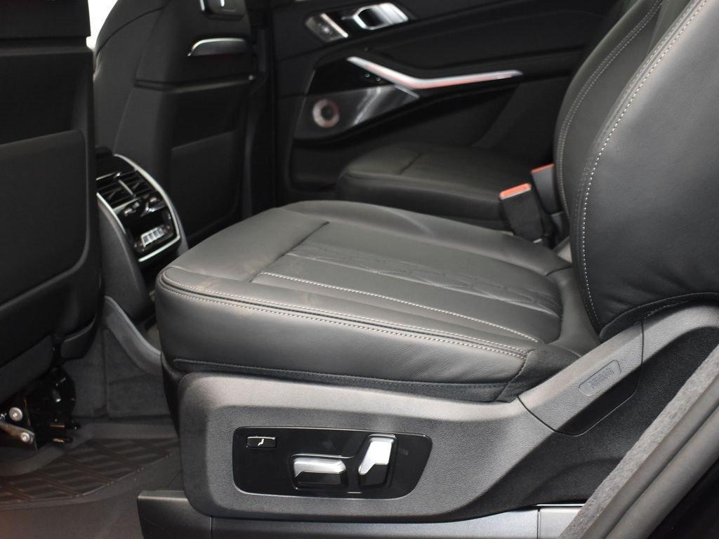 new 2026 BMW X7 car, priced at $128,335