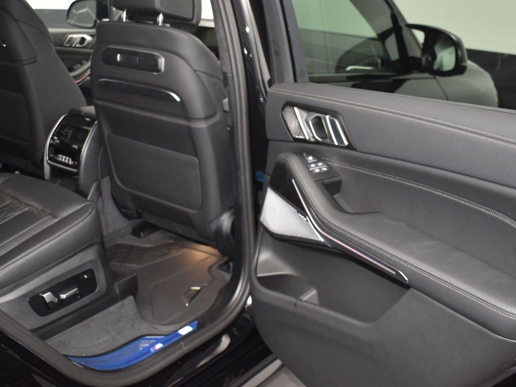 new 2026 BMW X7 car, priced at $128,335