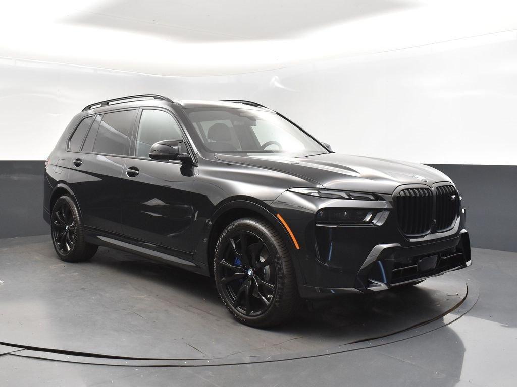 new 2026 BMW X7 car, priced at $128,335