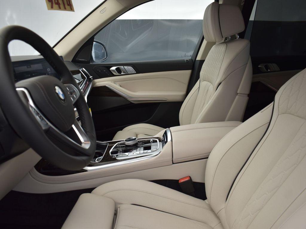 new 2026 BMW X7 car, priced at $97,865