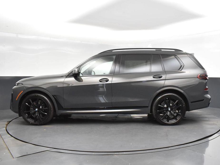 new 2025 BMW X7 car, priced at $99,600