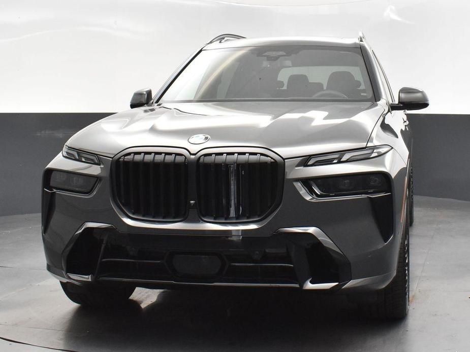 new 2025 BMW X7 car, priced at $99,600