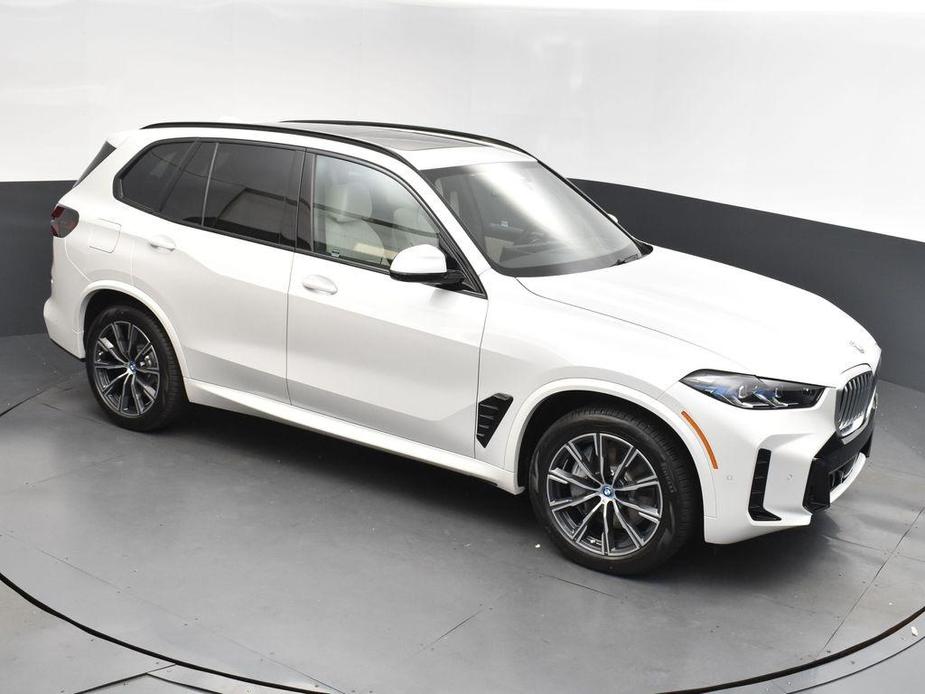 new 2025 BMW X5 PHEV car, priced at $87,725