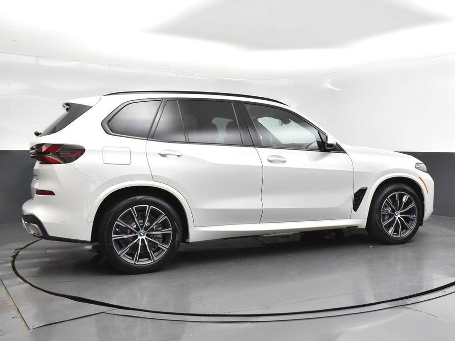 new 2025 BMW X5 PHEV car, priced at $87,725