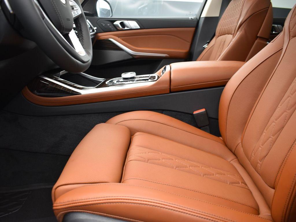 new 2026 BMW X7 car, priced at $97,865