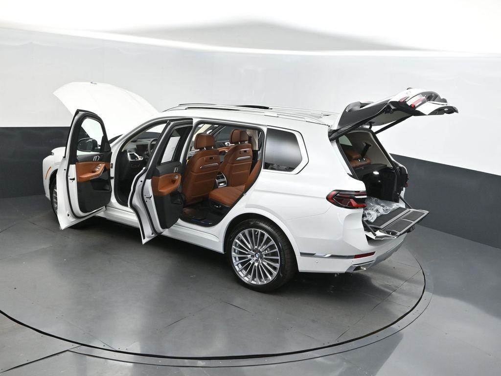new 2026 BMW X7 car, priced at $97,865