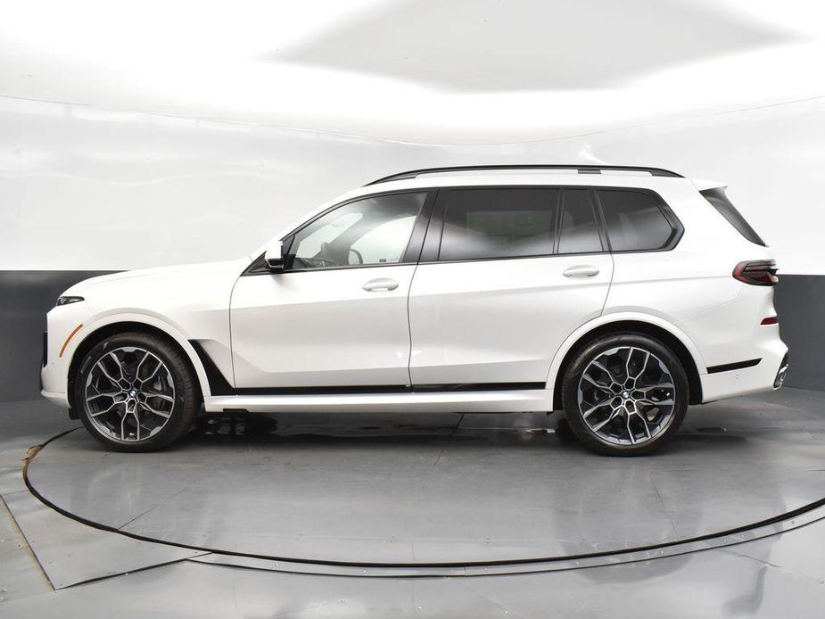 new 2025 BMW X7 car, priced at $100,350