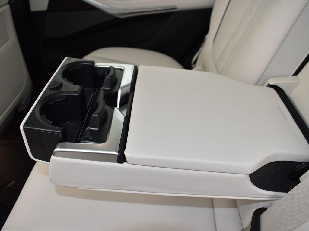 new 2026 BMW X7 car, priced at $97,895