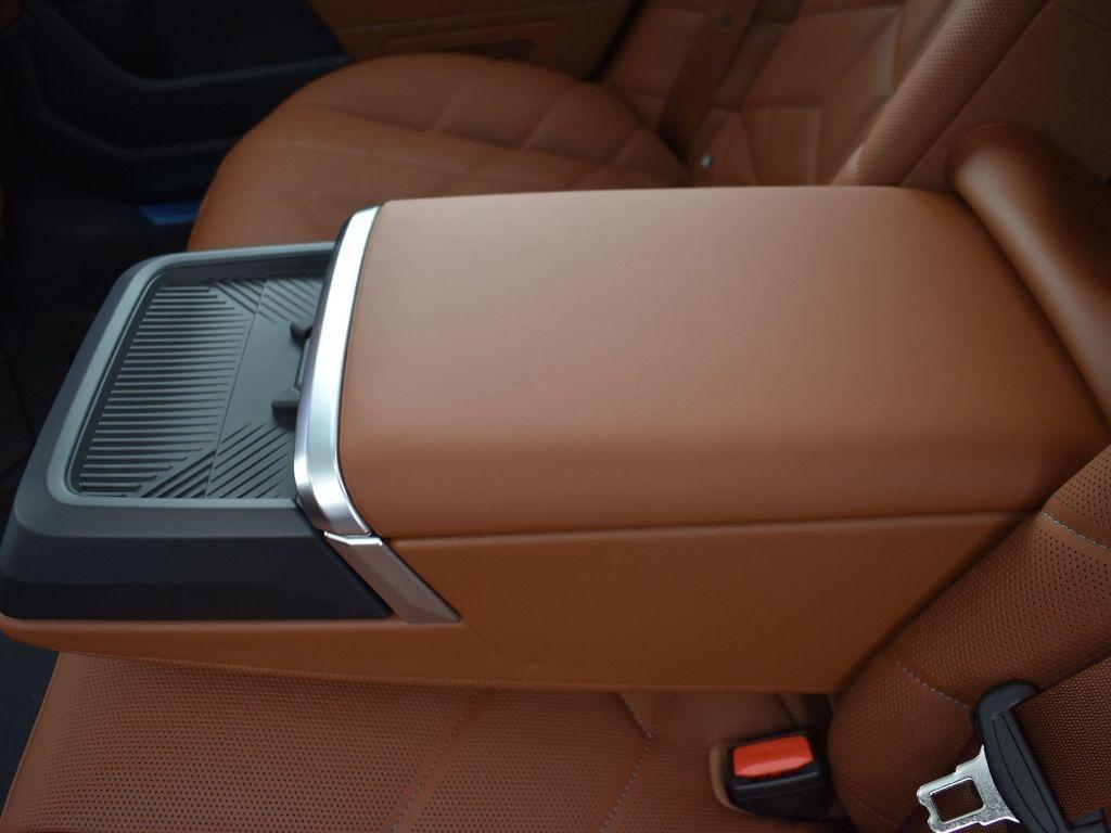 new 2025 BMW 760 car, priced at $137,080