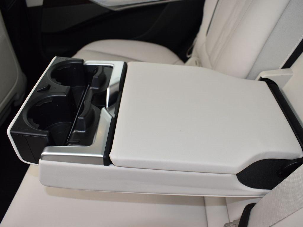 new 2026 BMW X7 car, priced at $96,585