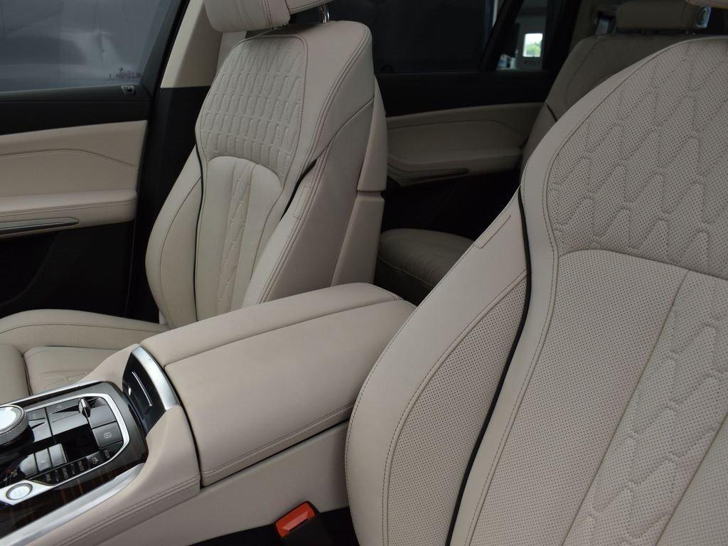 new 2026 BMW X7 car, priced at $96,585