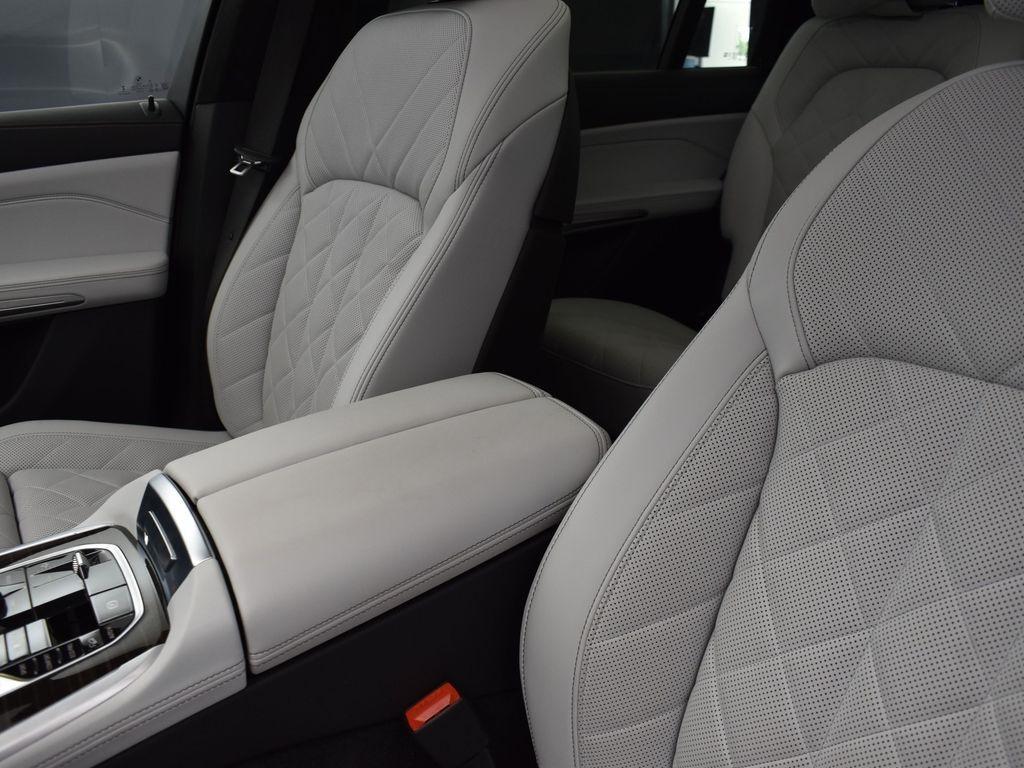 used 2025 BMW X7 car, priced at $86,935