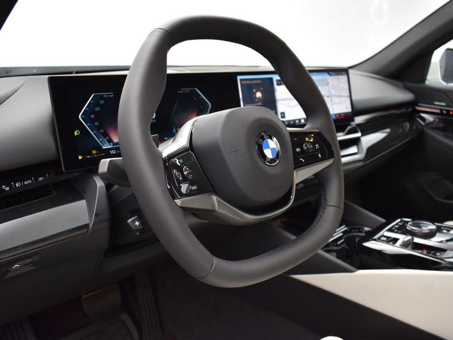 new 2024 BMW 530 car, priced at $60,375