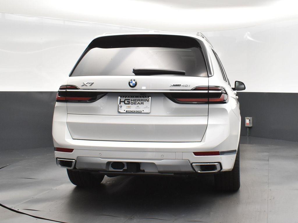 new 2026 BMW X7 car, priced at $90,615