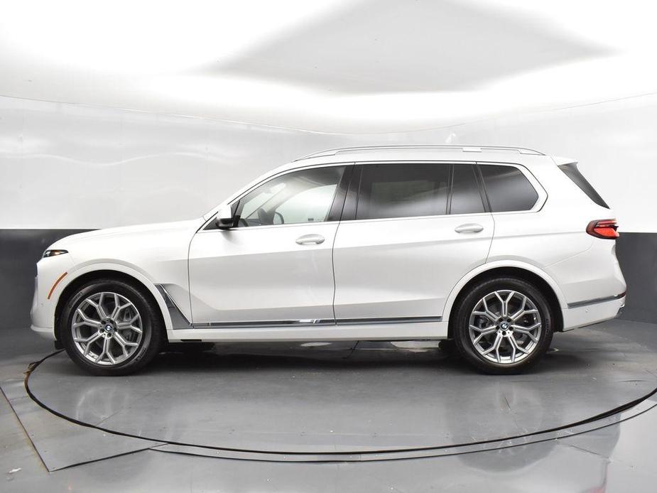 new 2025 BMW X7 car, priced at $89,600