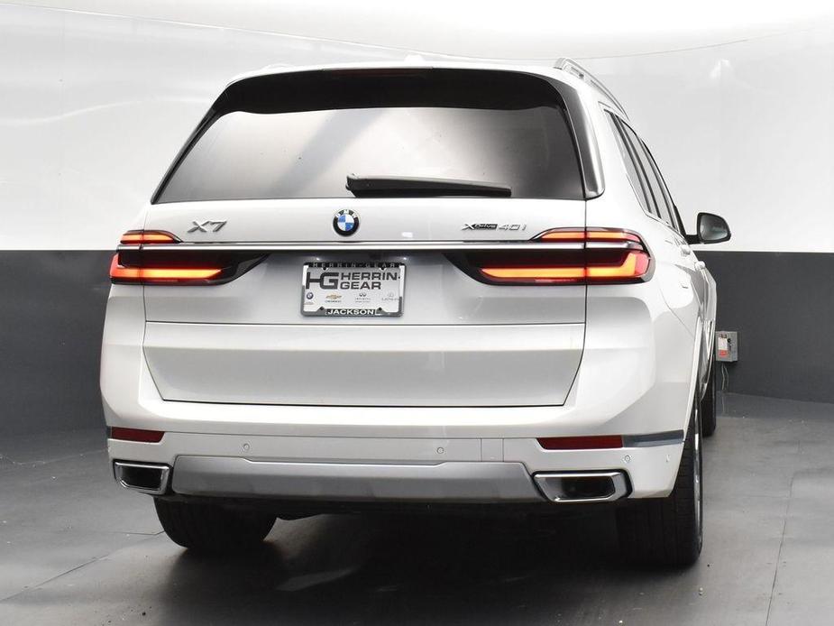 new 2025 BMW X7 car, priced at $89,600