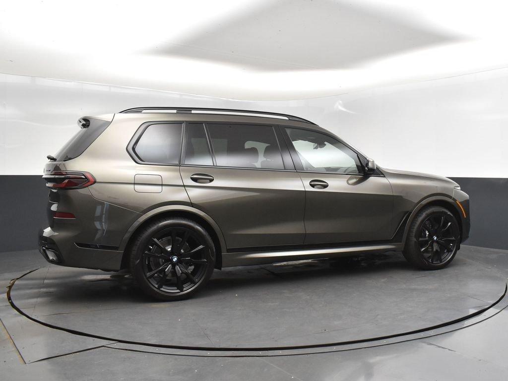 new 2026 BMW X7 car, priced at $100,785