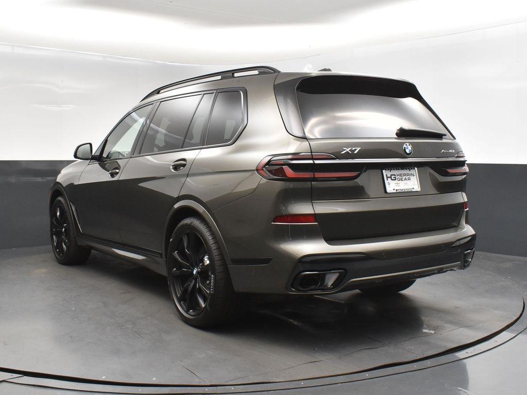 new 2026 BMW X7 car, priced at $100,785