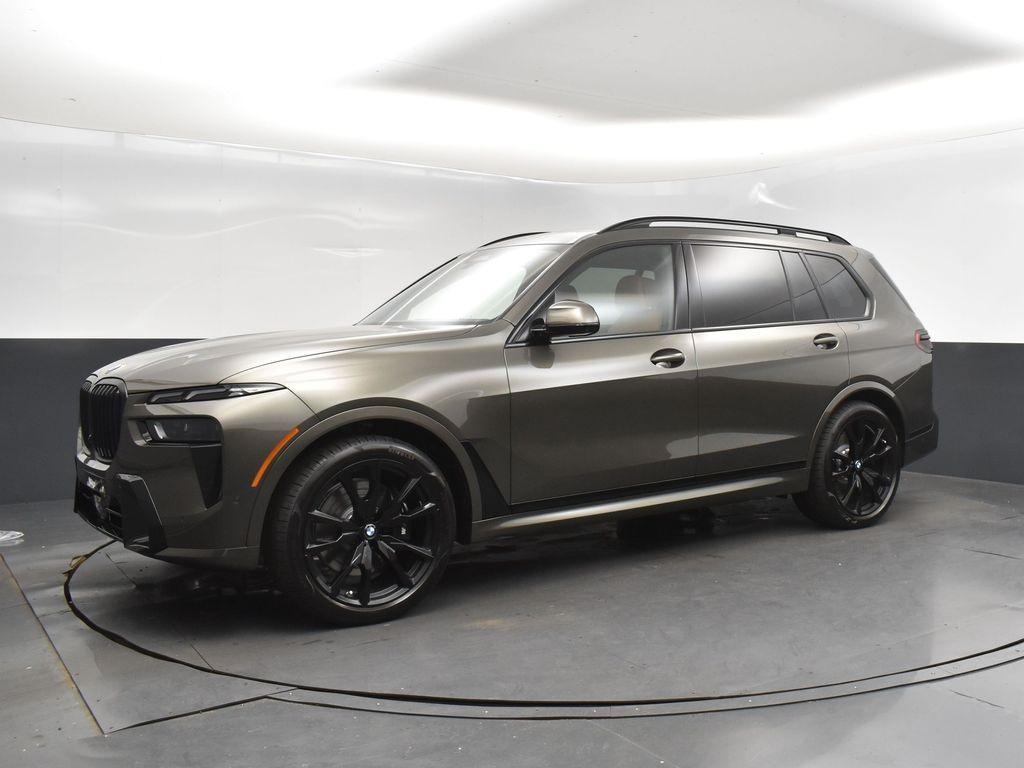 new 2026 BMW X7 car, priced at $100,785