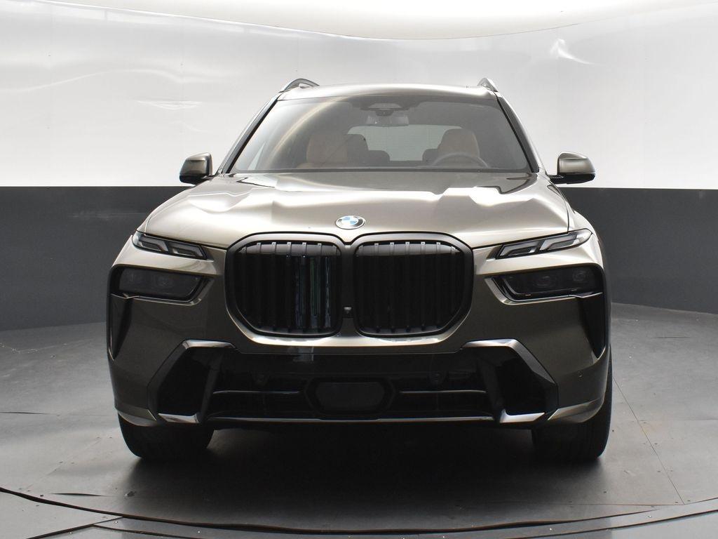 new 2026 BMW X7 car, priced at $100,785